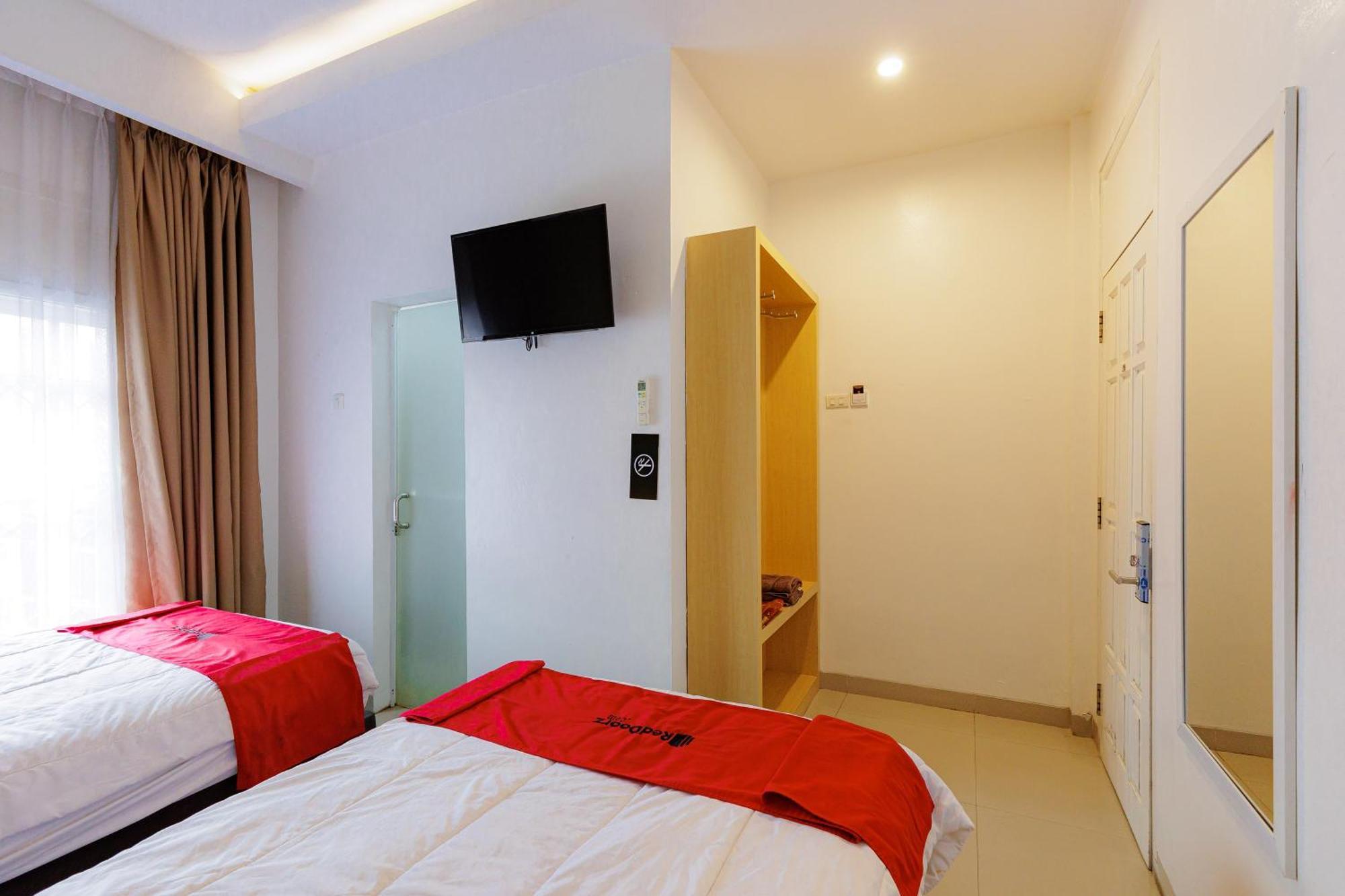 Reddoorz Plus Syariah Near Museum Lampung Bandar Lampung Exterior foto